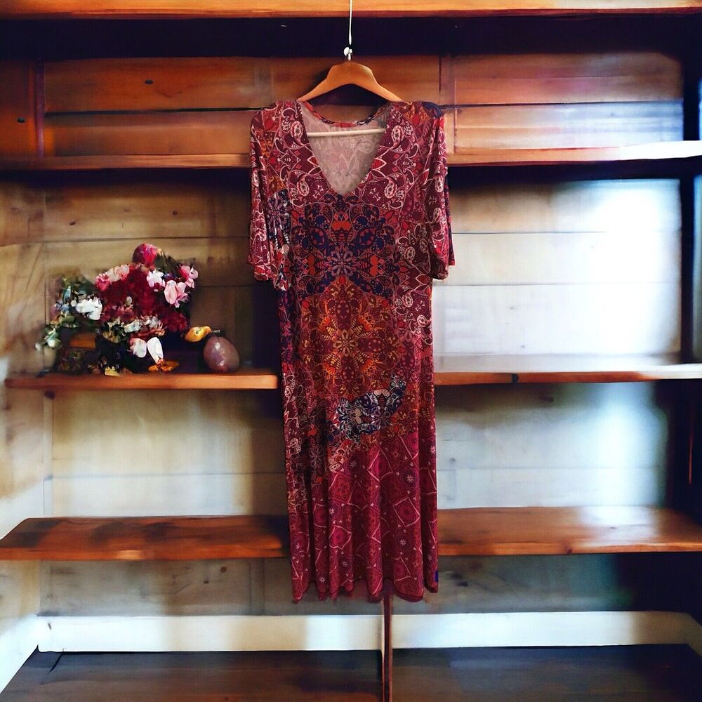 Soft Surroundings Maxi Dress Geometric Colorful Medium Pink Red Short Sleeve EUC